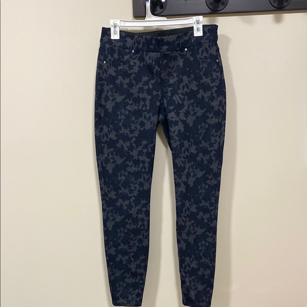 Maurices jeggings medium